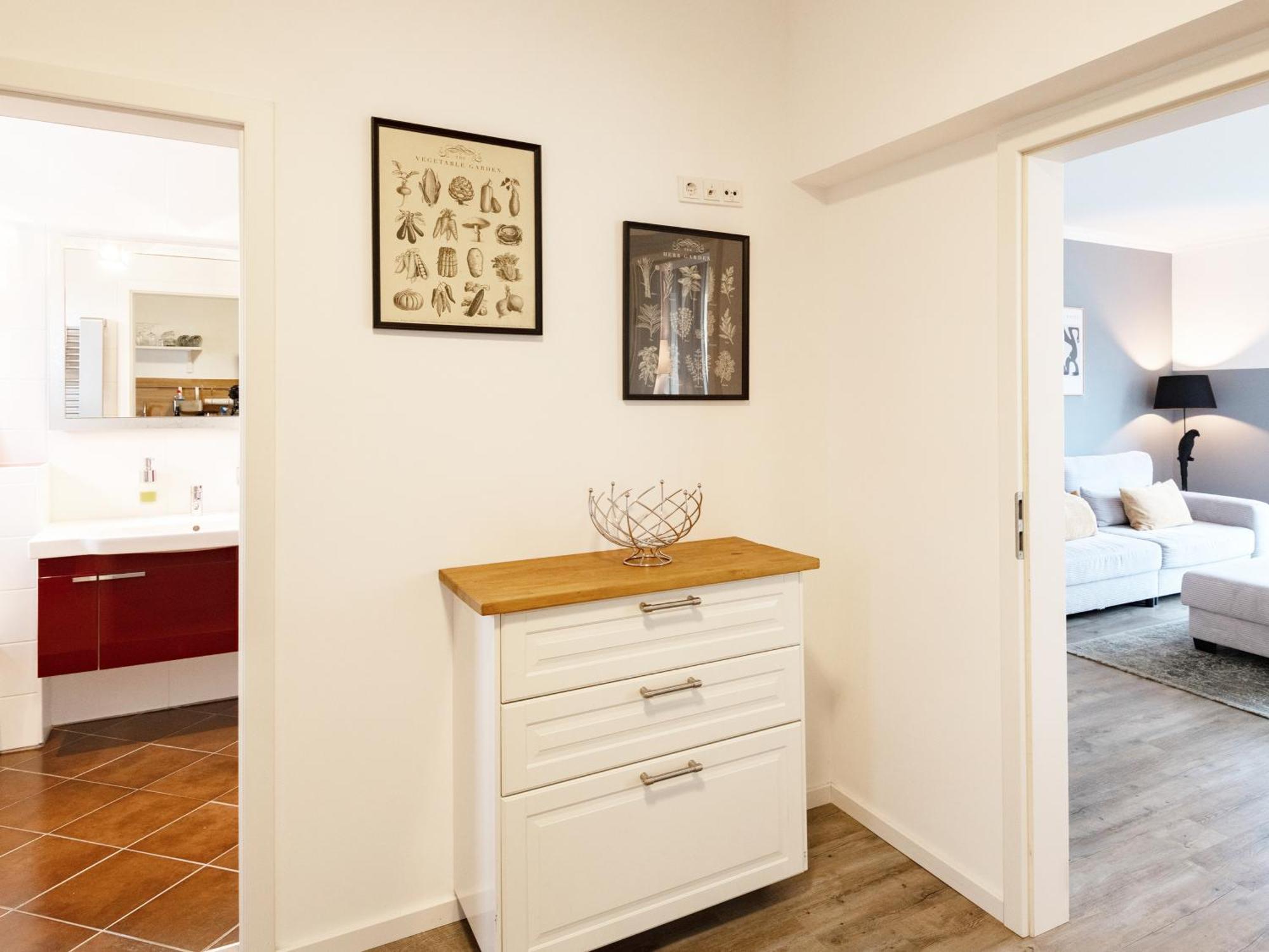Exklusive Wohnung Mit Ahrblick 2 バート・ノイェンアール・アールヴァイラー エクステリア 写真