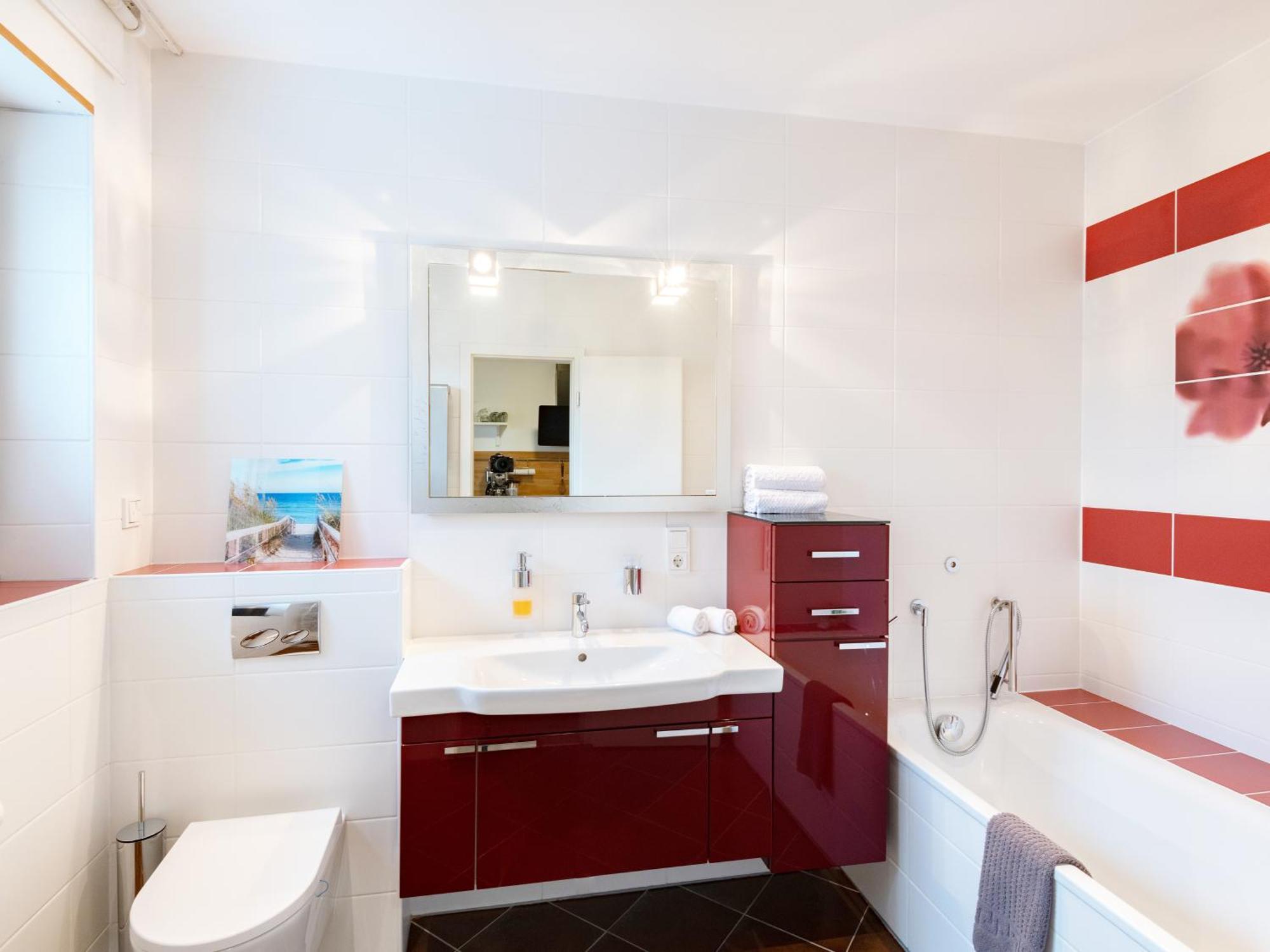 Exklusive Wohnung Mit Ahrblick 2 バート・ノイェンアール・アールヴァイラー エクステリア 写真